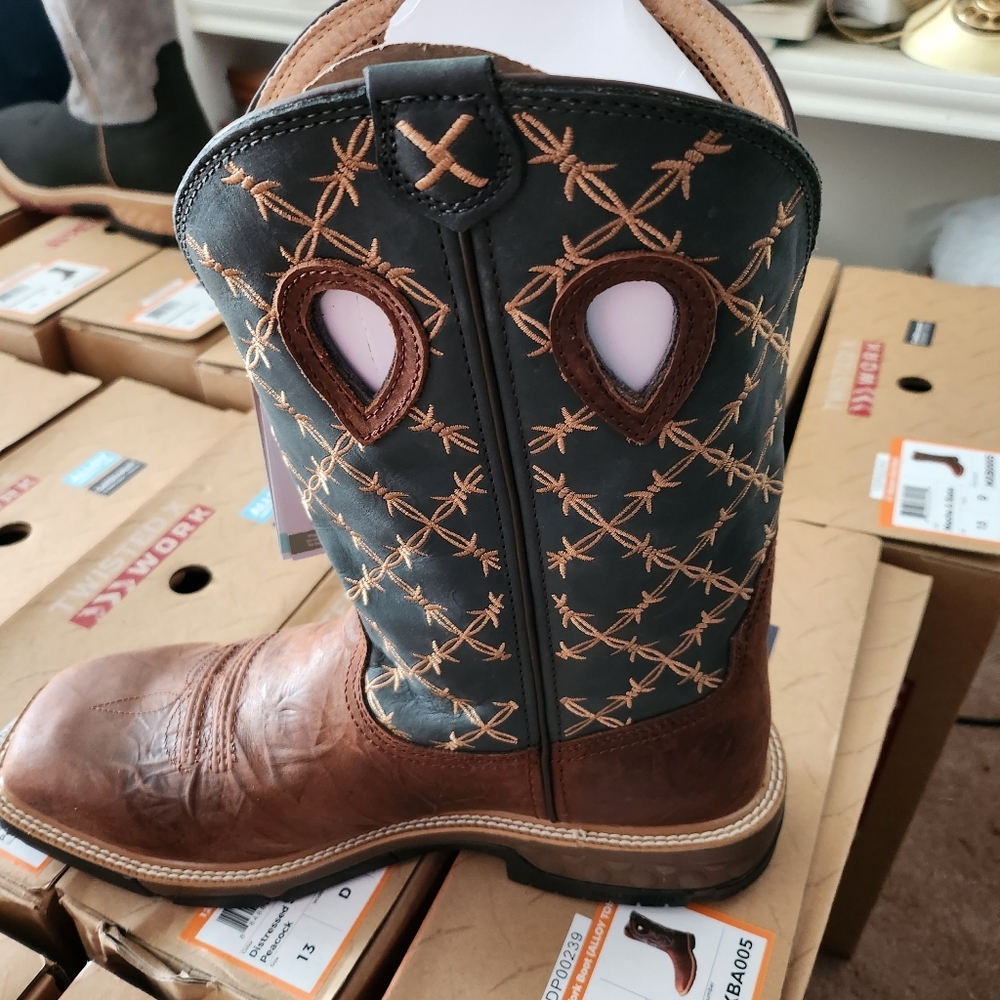 Men work boot - Picture 2 of 3